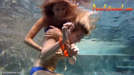 UnderWater Serie - Nikki Brooks in Never Trust a Roommate Nikki Brooks in Never Trust a Roommate.0022