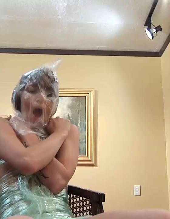 Peachy Keen Films - Cam Girl Bagging