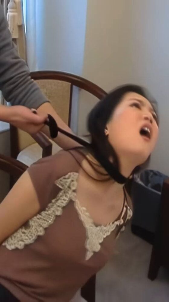 2Kill4 - Model Strangled - Lanlan [Ai Upscale]