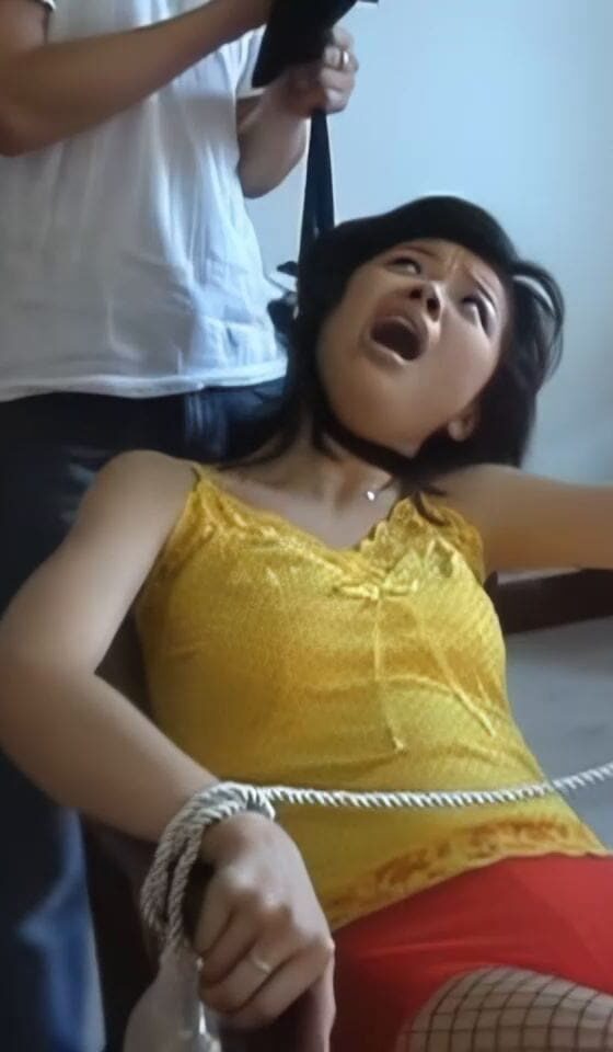 2Kill4 - The Prey 2 [Ai Upscale]