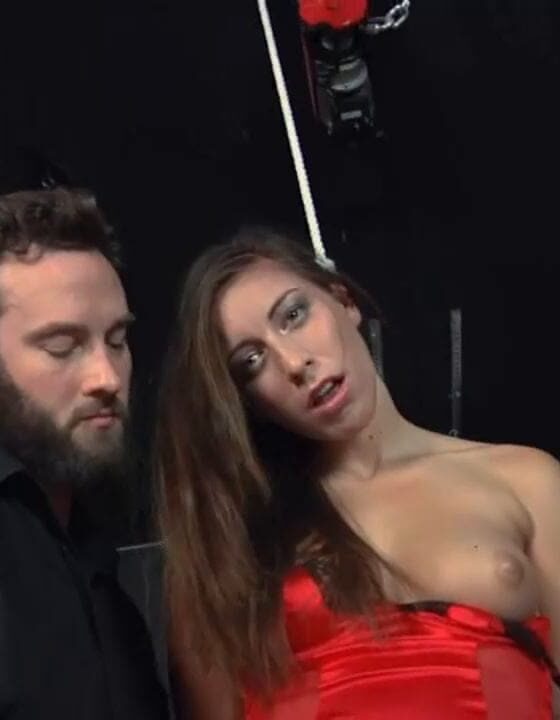 Peachy Keen Films - Hanging Rilynn